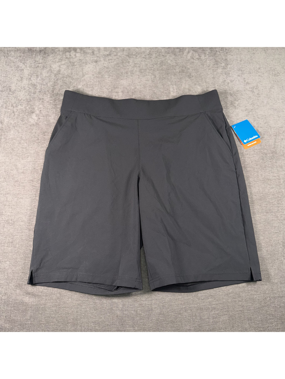 Columbia Women's Omni-Shade Black Shorts Size 2XL